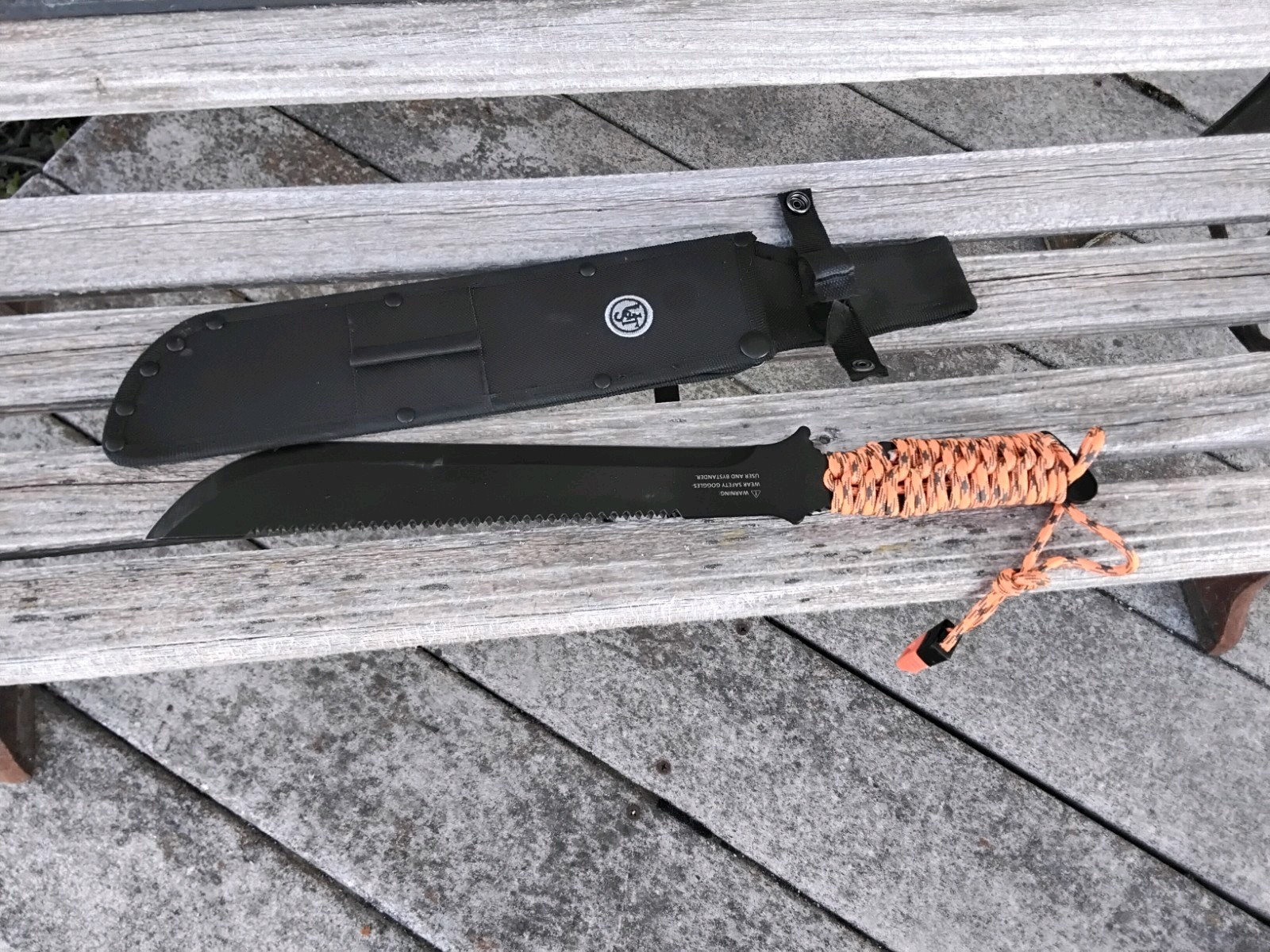 UST ParaCuda-Machete 11″ Drop Point Stainless Steel Blade Paracord Handle Sheath