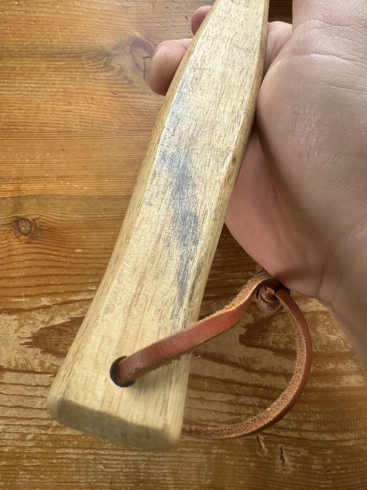 UST Ultimate Survival Heritage Camp Hammer
