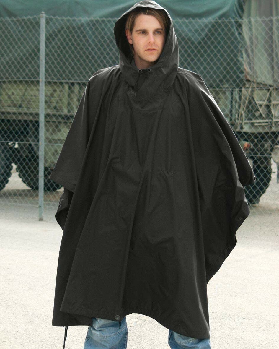 Mil-Tec Military Style Rain Poncho – Rip Stop material with stuff sack