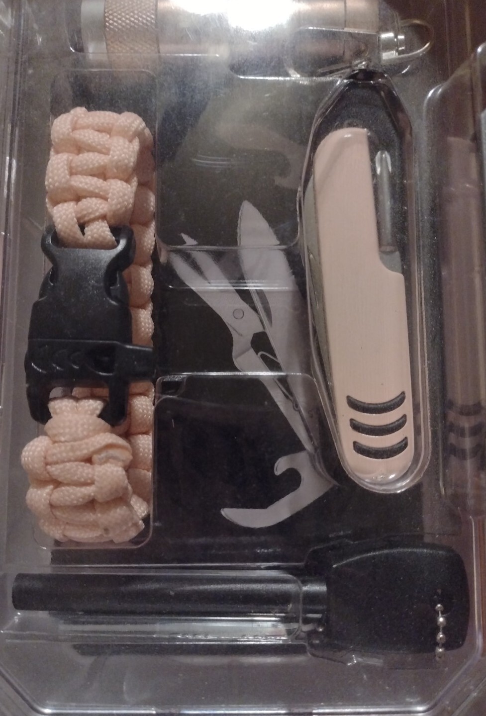 OZARK TRAIL 16 PIECE SURVIVAL KIT PINK FIRE STARTER COMMANDO SAW MORE NEW