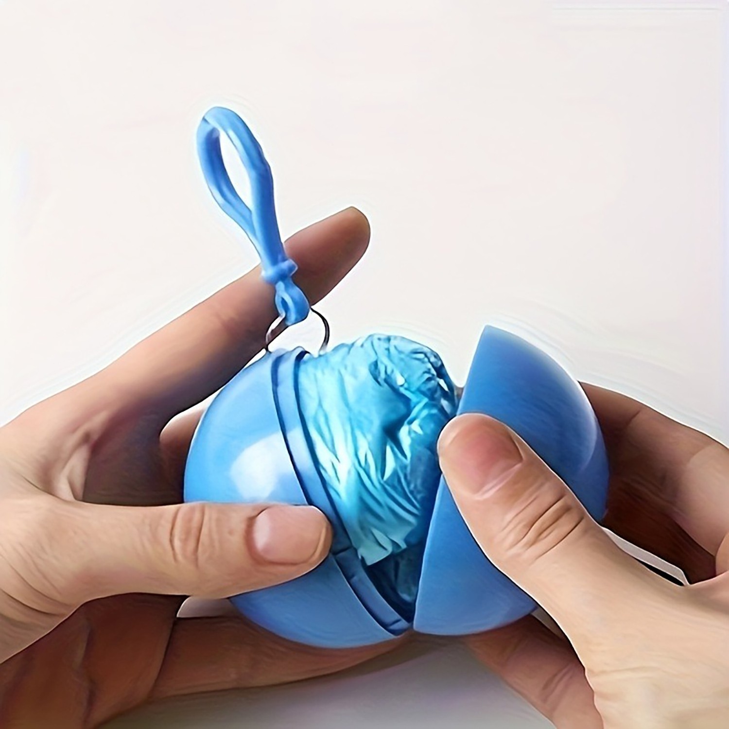 Quick Acting Durable Stable Quick-Install 3PCS Disposable Raincoat with Keychain