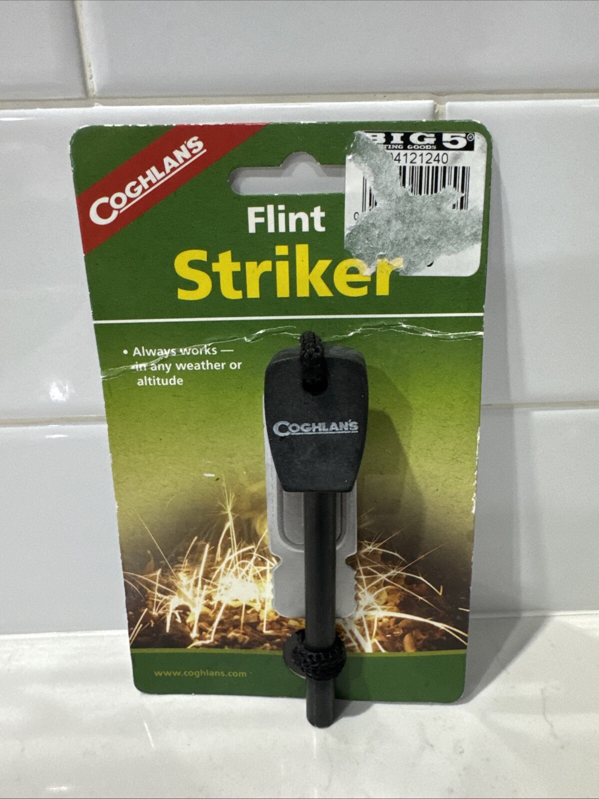Coghlan’s Flint Striker Ferro Cerrium Fire Starter Rod w/ Steel Camping Survival