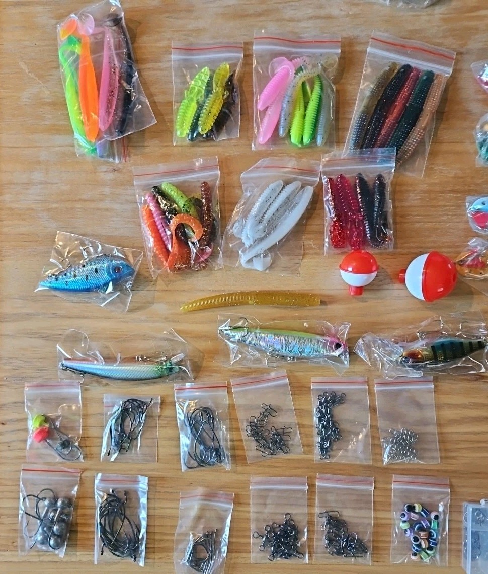 PLUSINNO Fishing Tackle Box with Included, 373PCS Lures Kit…