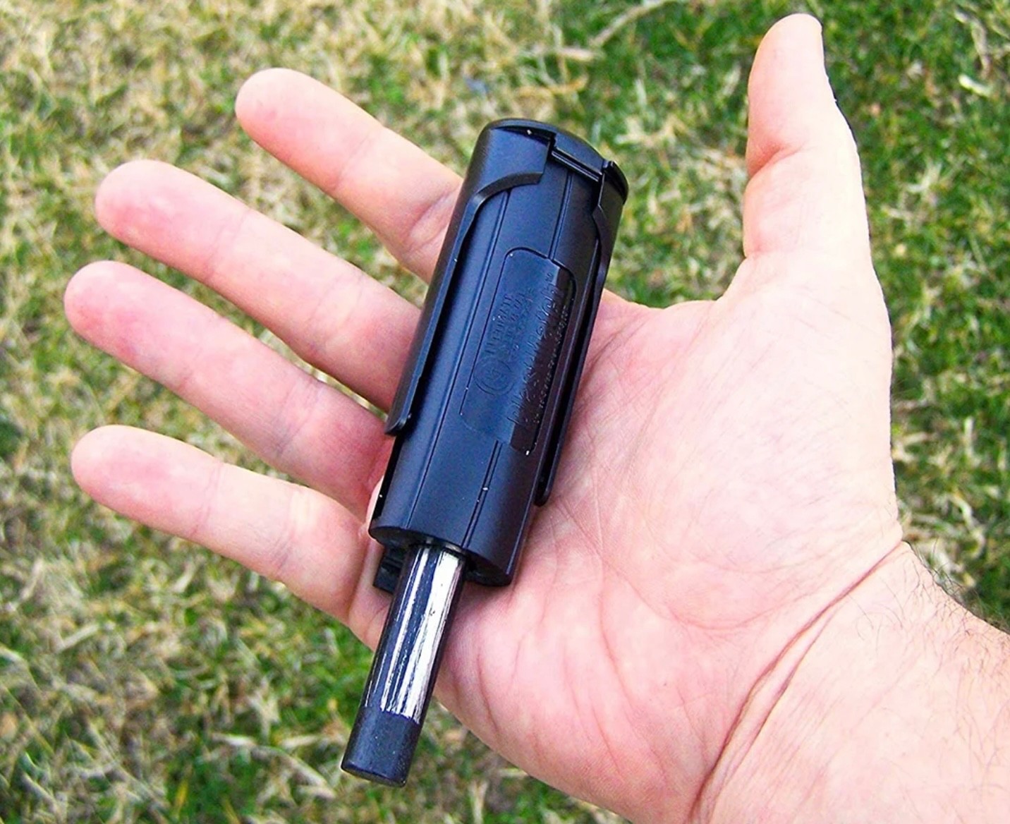 UST Blastmatch One Handed Fire Starter Rod – Black – NEW
