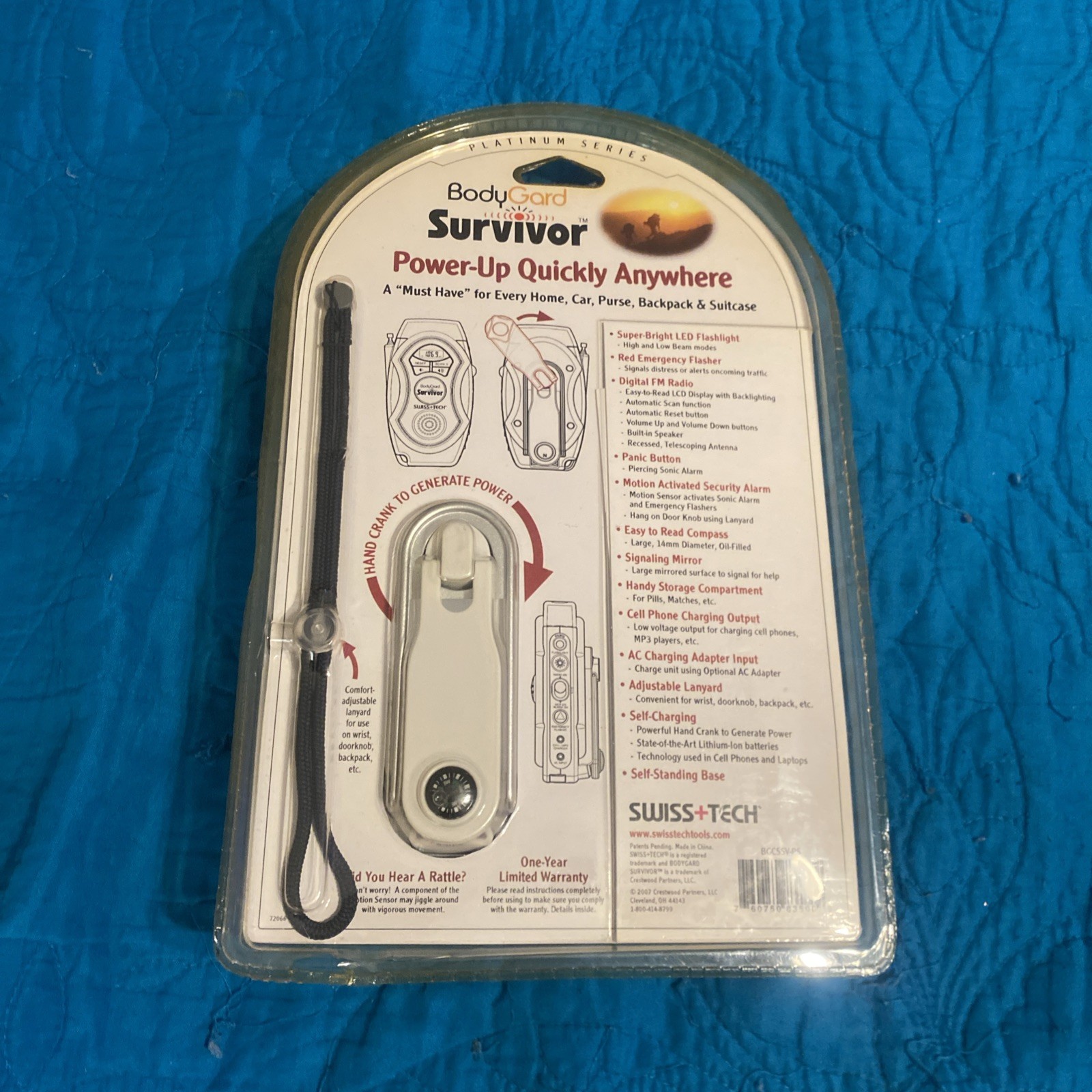 Swiss+Tech BodyGuard Survivor 12-in-1 Self-powered Emergency Companion – New