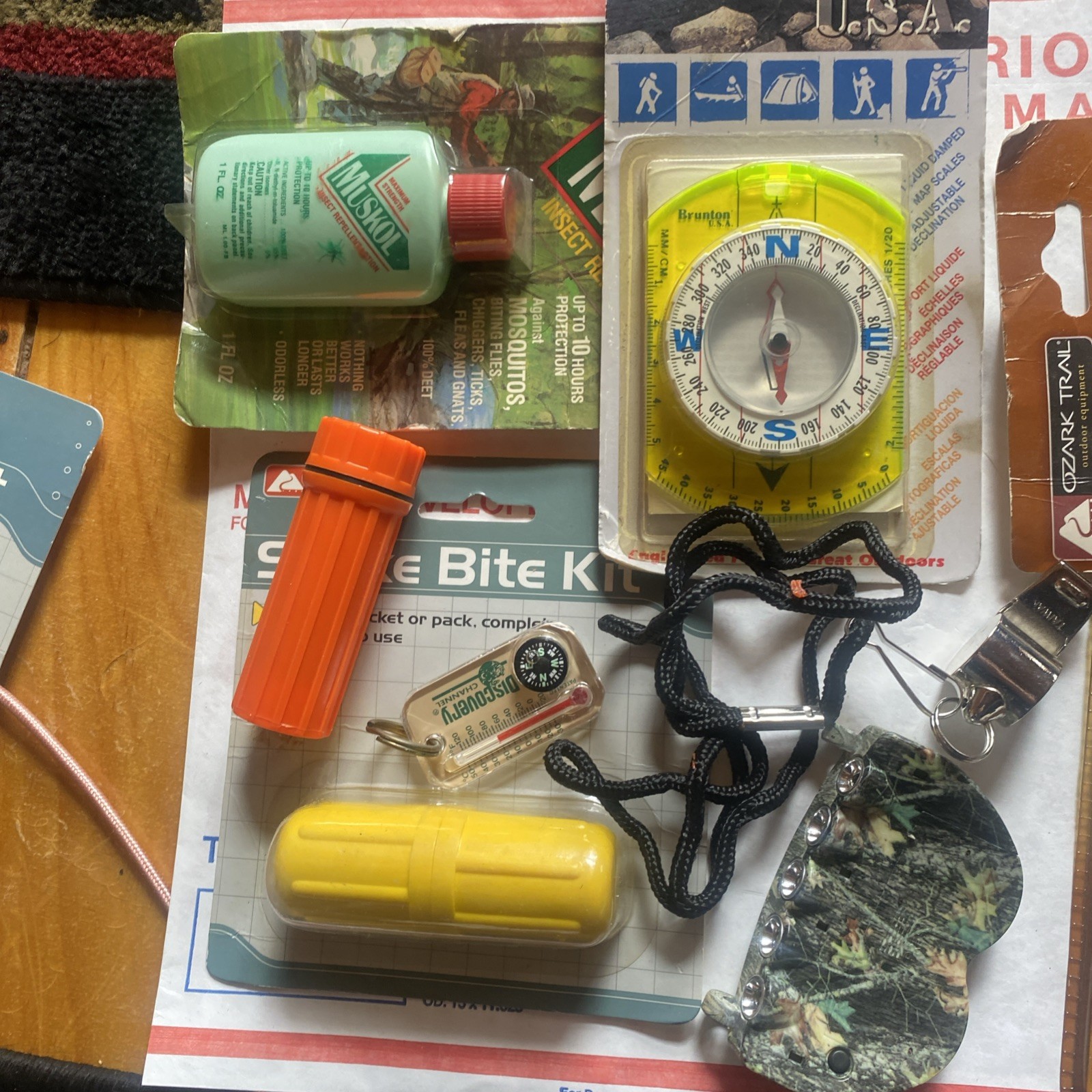 Lot Camping,Car,Hiking,compass, firestarter, snake bite mosquito Light CL5
