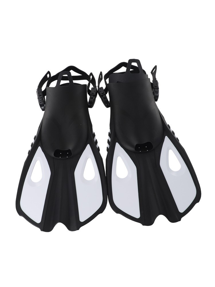 Long Distance Swimming Fins Featuring Adjustable Design for Secure Fit
