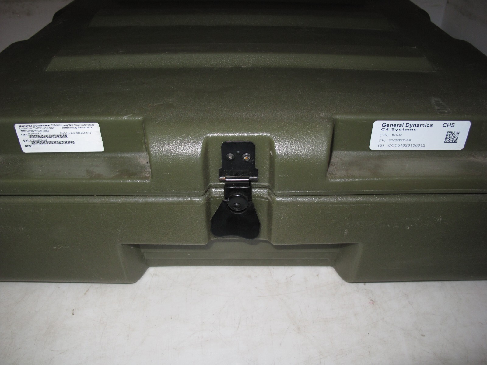 Hard Case Military Plastic 24x22x7 Divided Hinged Lid Miltope Laptop