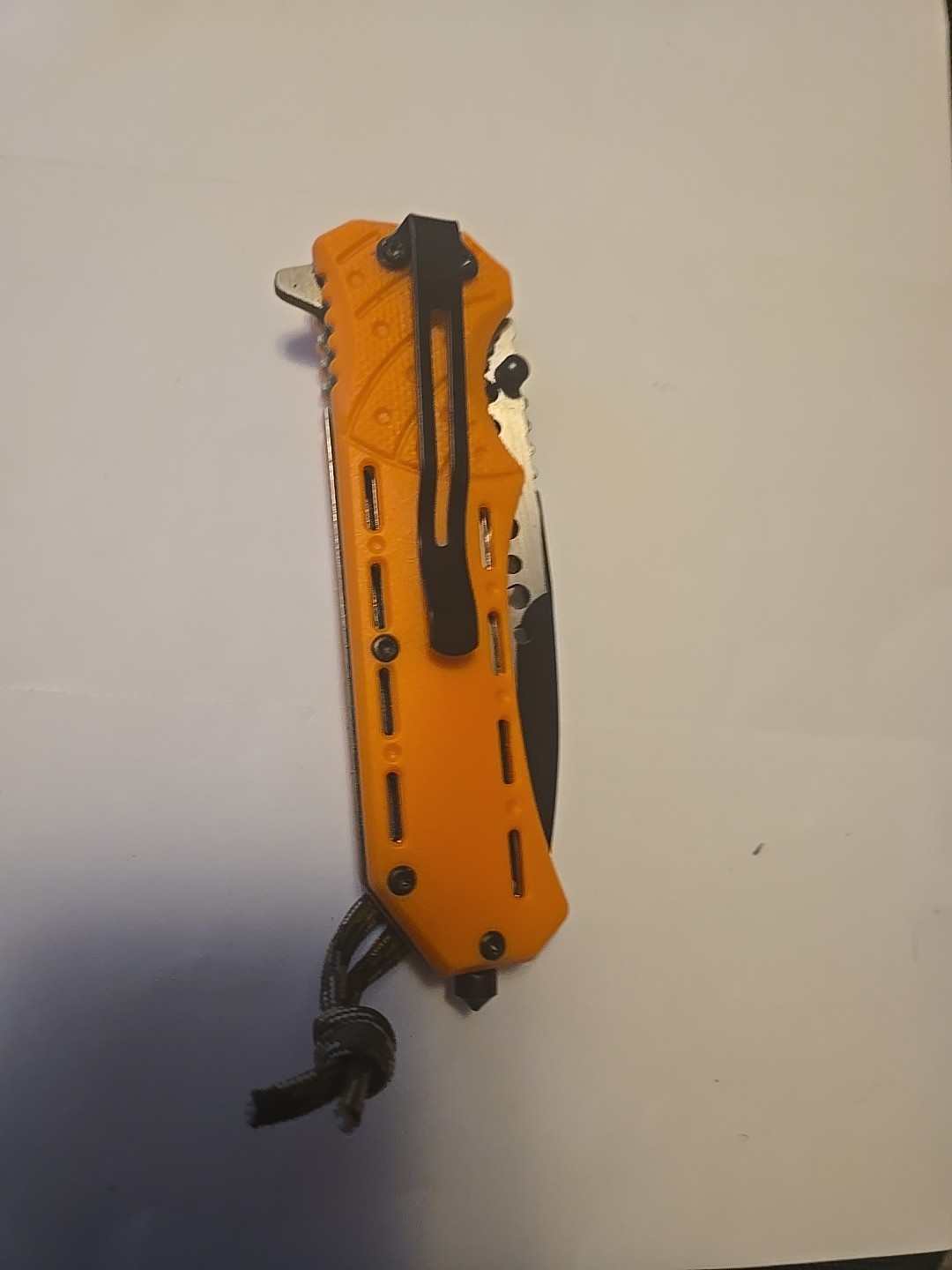 Survival Knife With Window Breaker