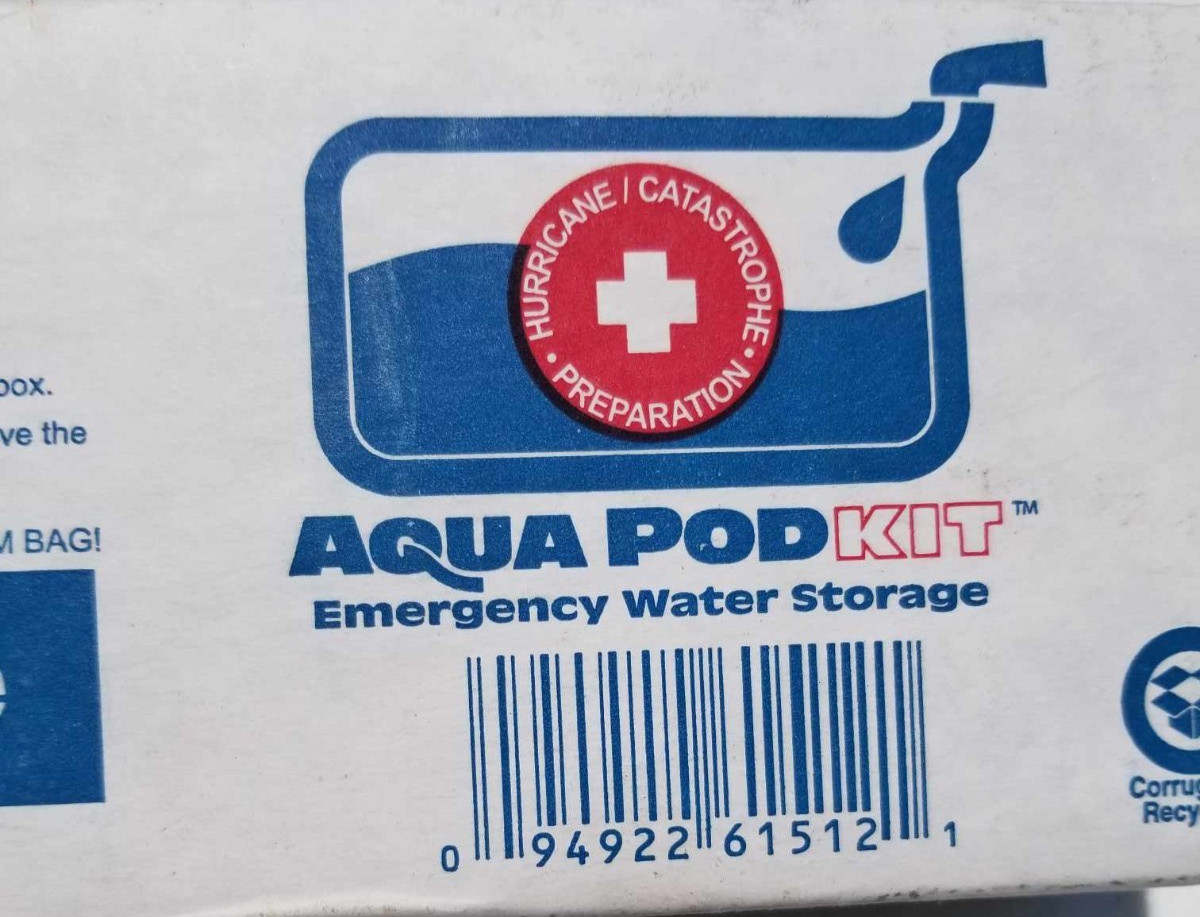 AquaPod Kit 65 gal Emergency Water Storage Drinking Water Container Home Bathtub