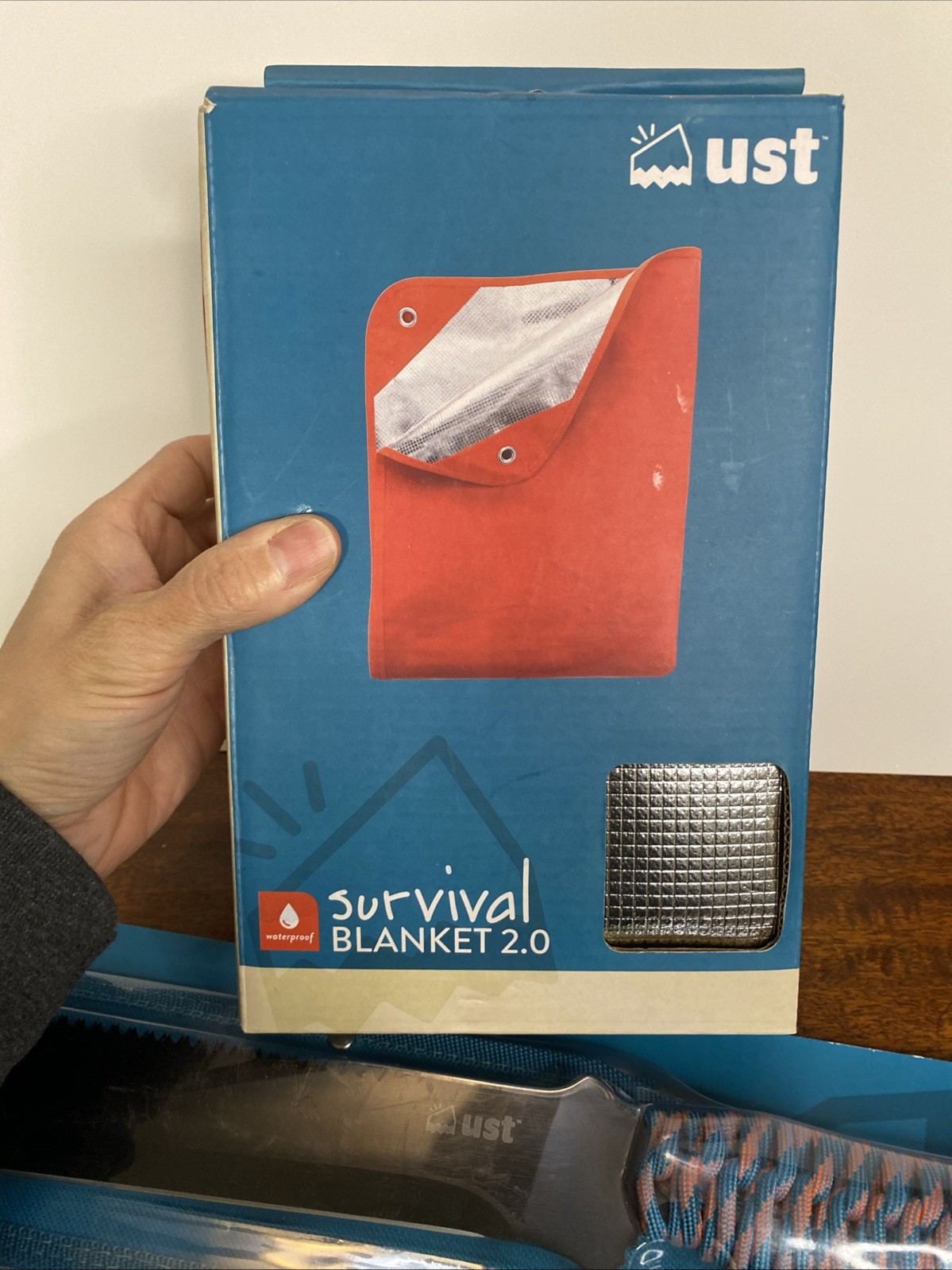 UST survival Kit Blanket Compass Machete Fire Starter Whistle