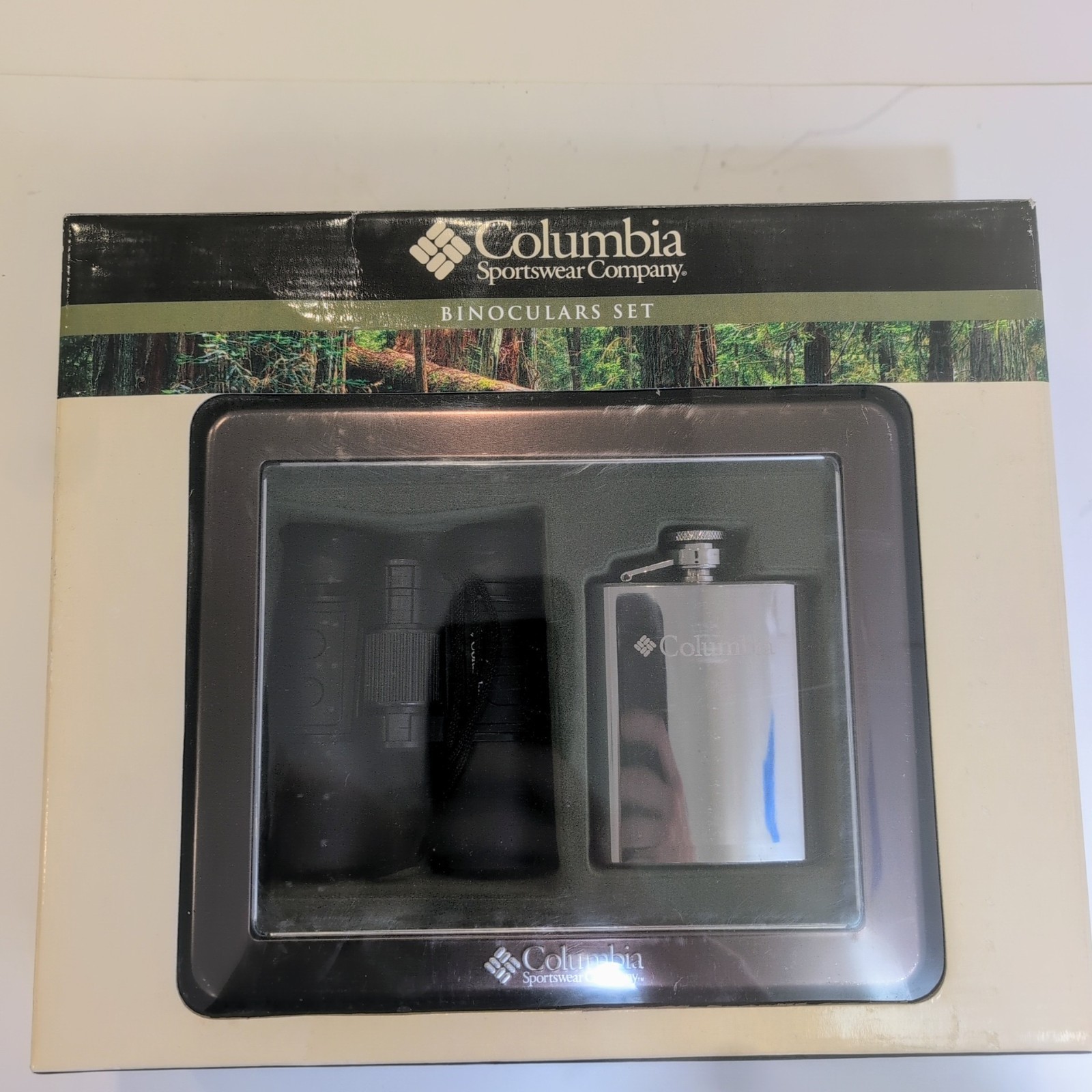 Columbia Binocular Set with Case And Flask, Great Gift For Men. New In Box
