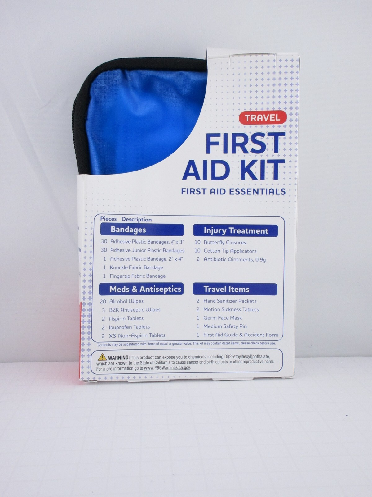 First Aid Kit With Traveling Carrying Case, 121 Pieces- FREE SHIPPING, NEW
