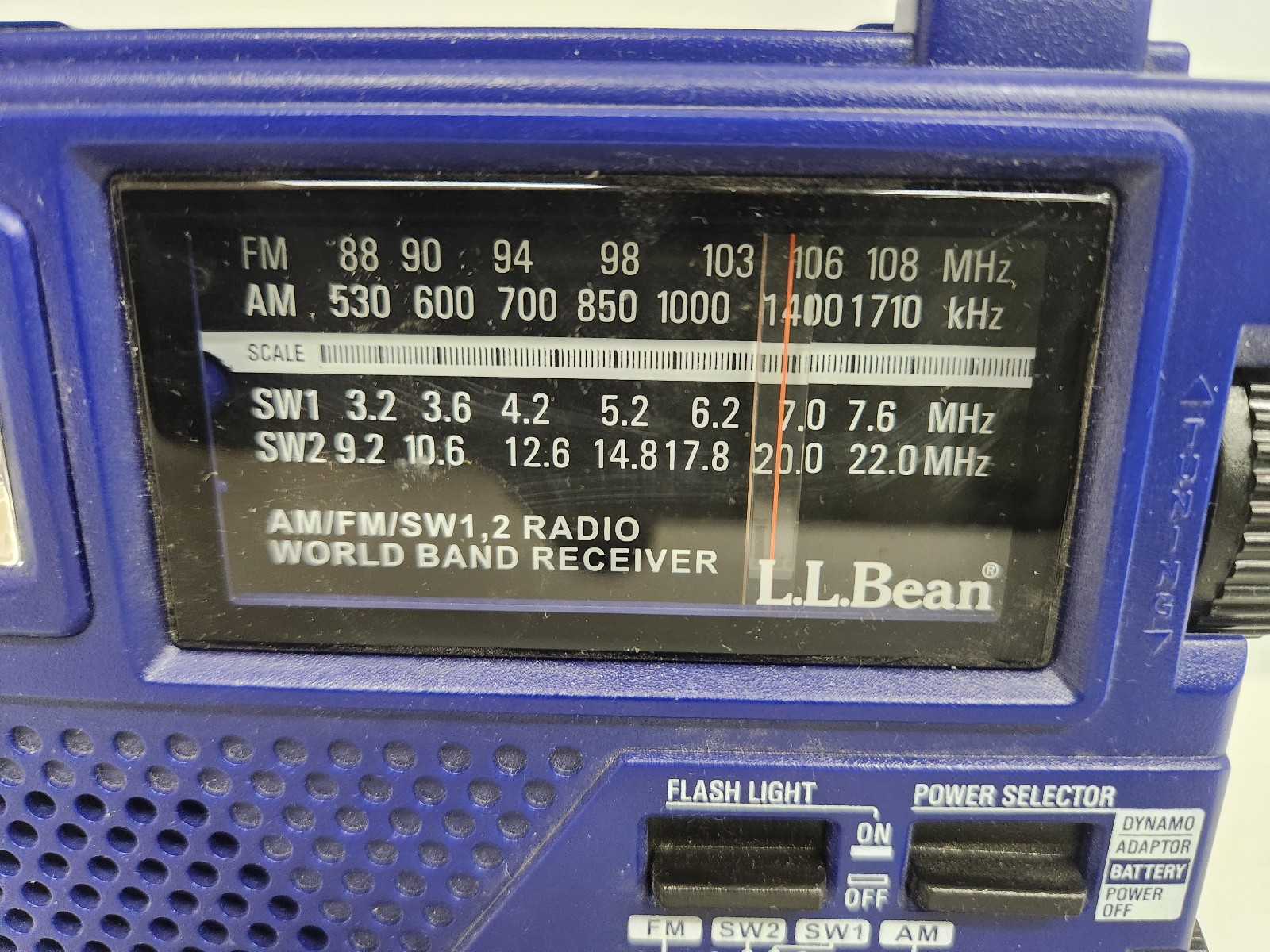 LL Bean Eton Radio FR-200 Emergency Short Wave AM/FM Hand Crank Blue TESTED