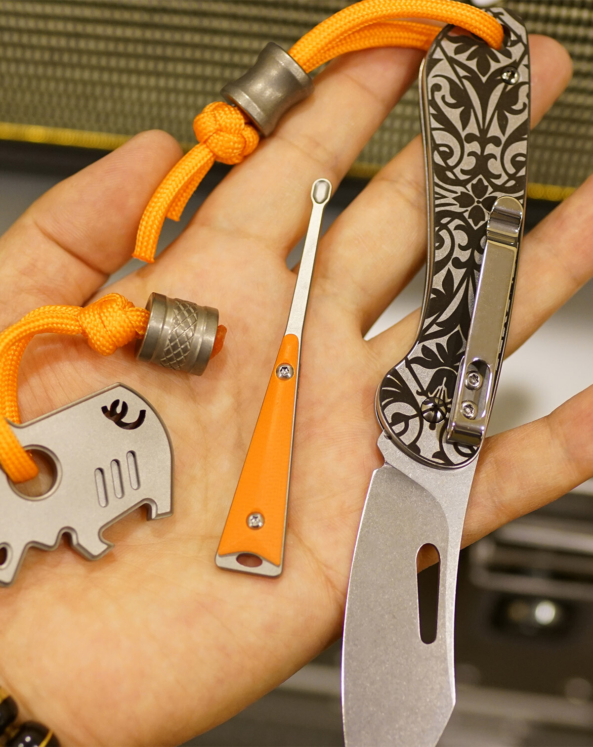 EI2 Titanium EDC Keychain Earpick,Titanium/G10, MeCarmy