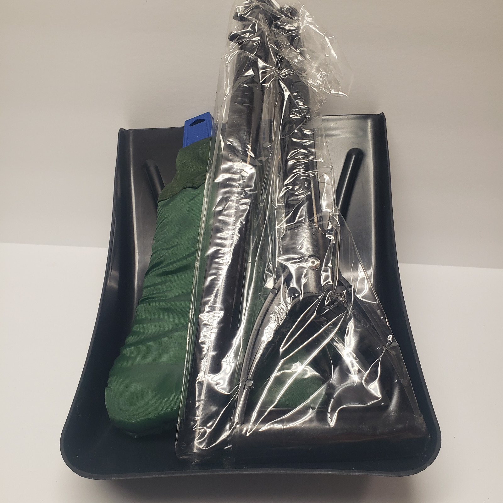 Snow Shovel 36″ Ice Scraper 9.5″ Fleece Glove Auto Emergency Kit