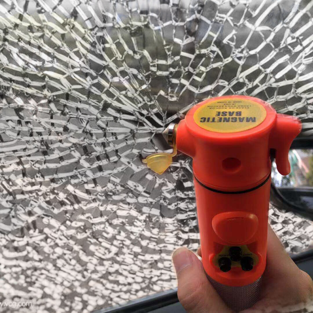 Car Emergency Escape Tool Window Hammer, Seatbelt Cutter, Beacon Flashlight LED
