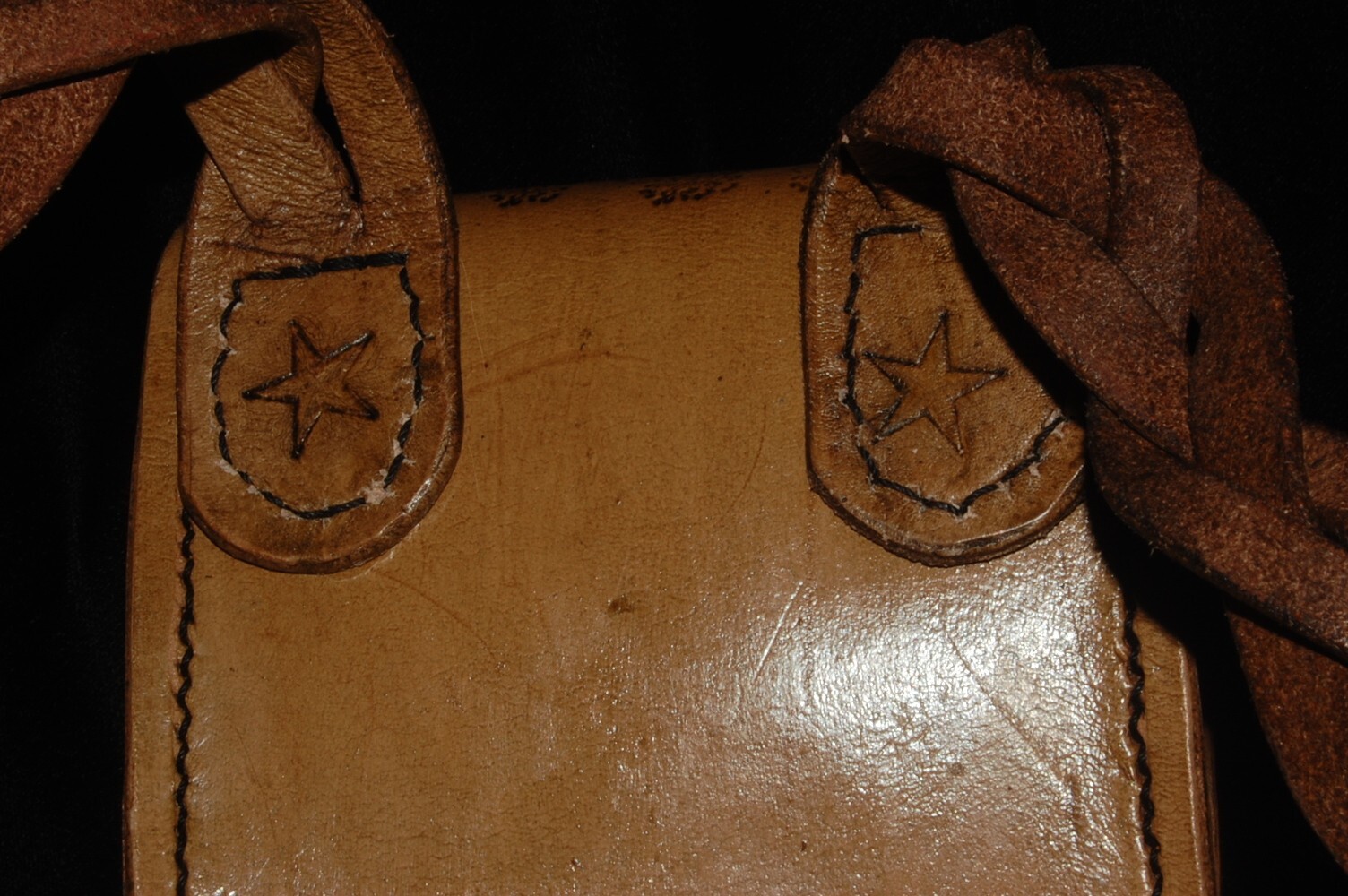 Raccoon Foraging Leather Bushcraft Bag with Mystery Braid