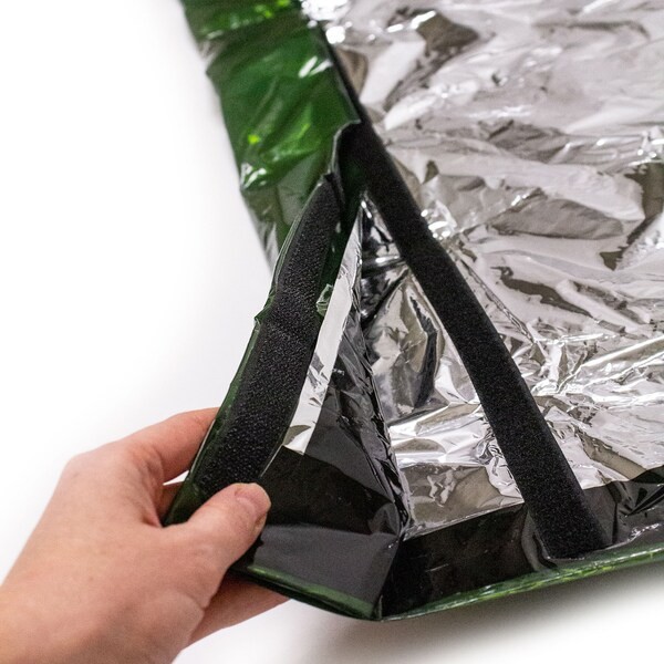 EMERGENCY ZONE 128 Heat Saver Dual Layer Insulating Blanket