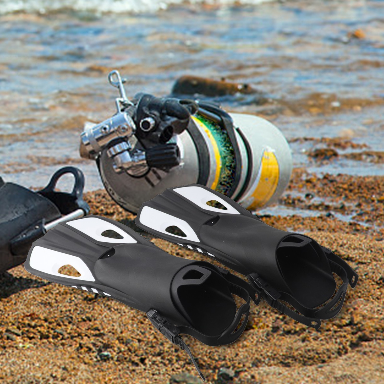 Long Distance Swimming Fins Featuring Adjustable Design for Secure Fit