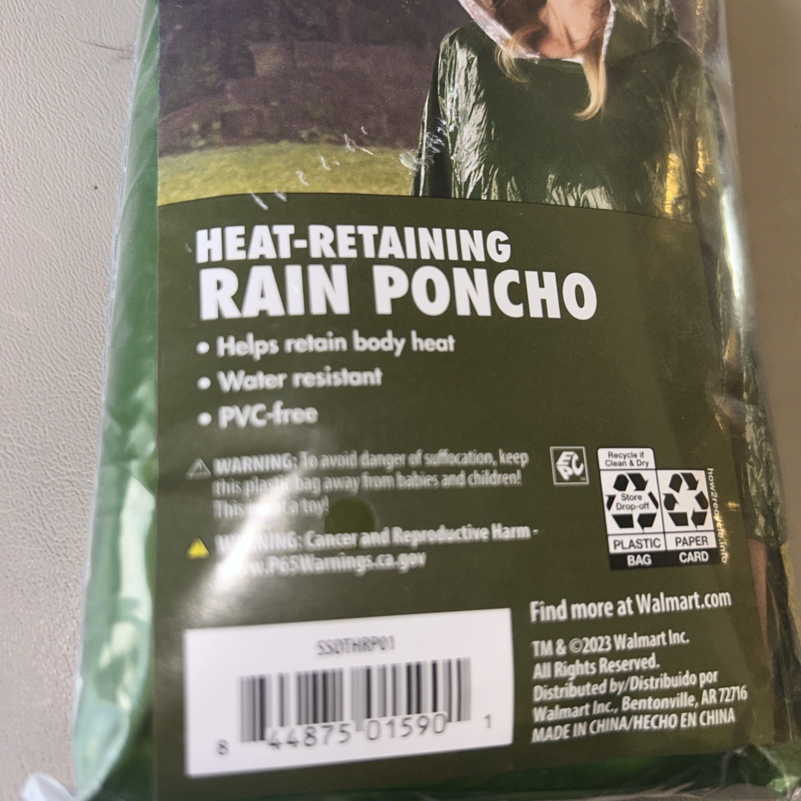 Ozark Trail Heat Retaining Rain Poncho – Fits in Pocket Brand New