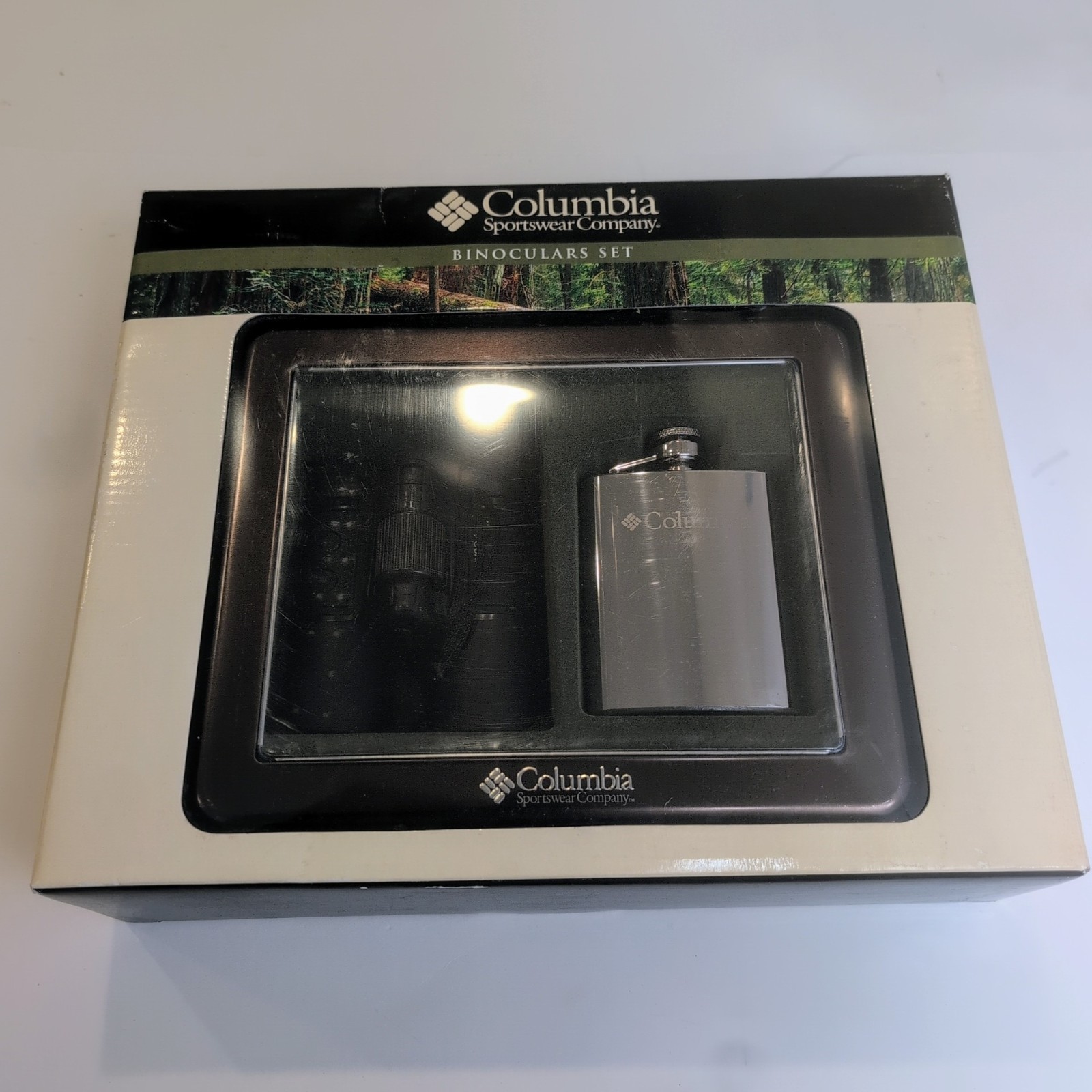 Columbia Binocular Set with Case And Flask, Great Gift For Men. New In Box