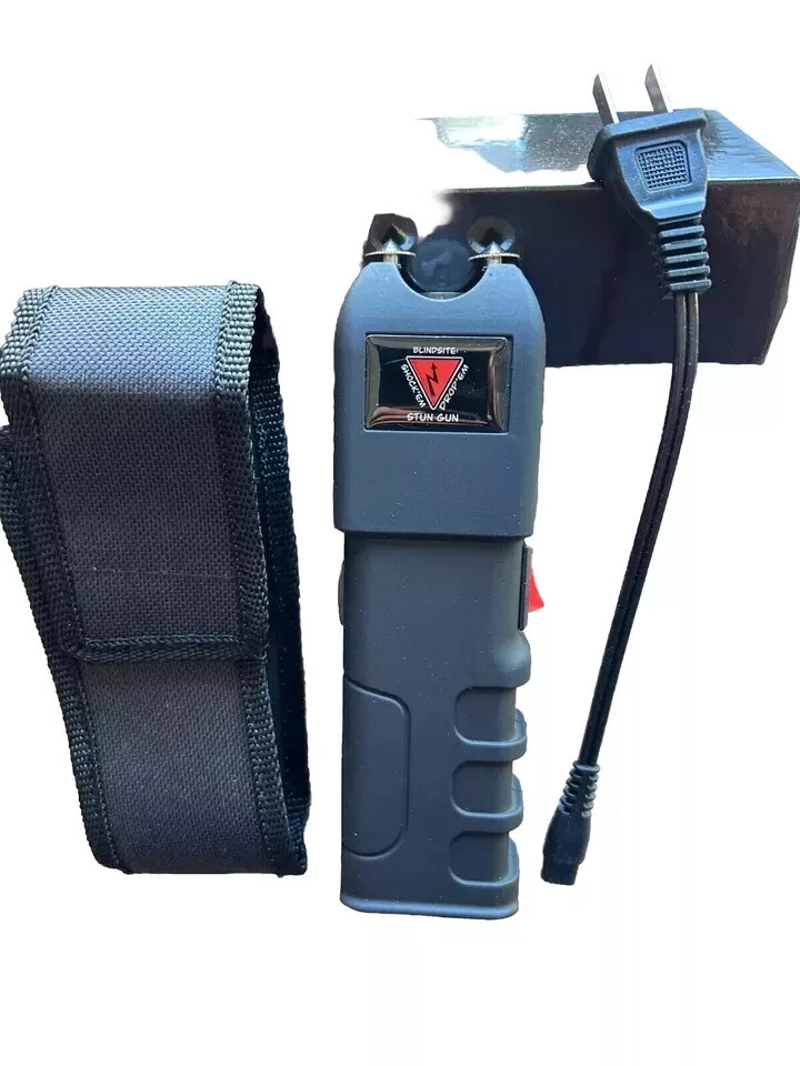 BRAND NEW BLINDSITE Stun Gun w/ holster, charger, & instruction manual