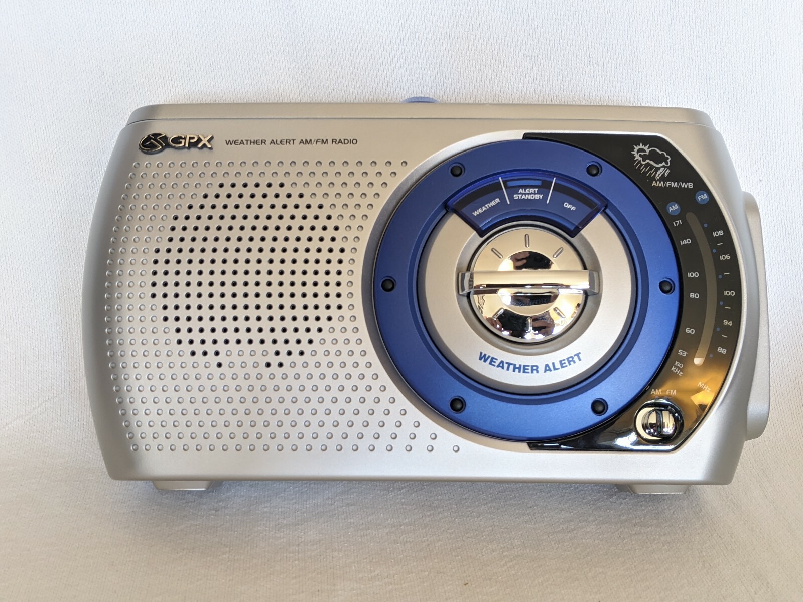 GPX A390 Weather Alert Radio! NOAA STORM ALERTS! Siren, Flashing Light! AM/FM
