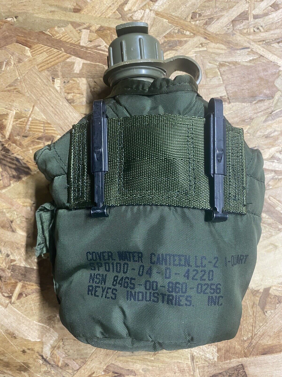Genuine US Military 1 QT Canteen with OD Green Cover with or without Canteen Cup