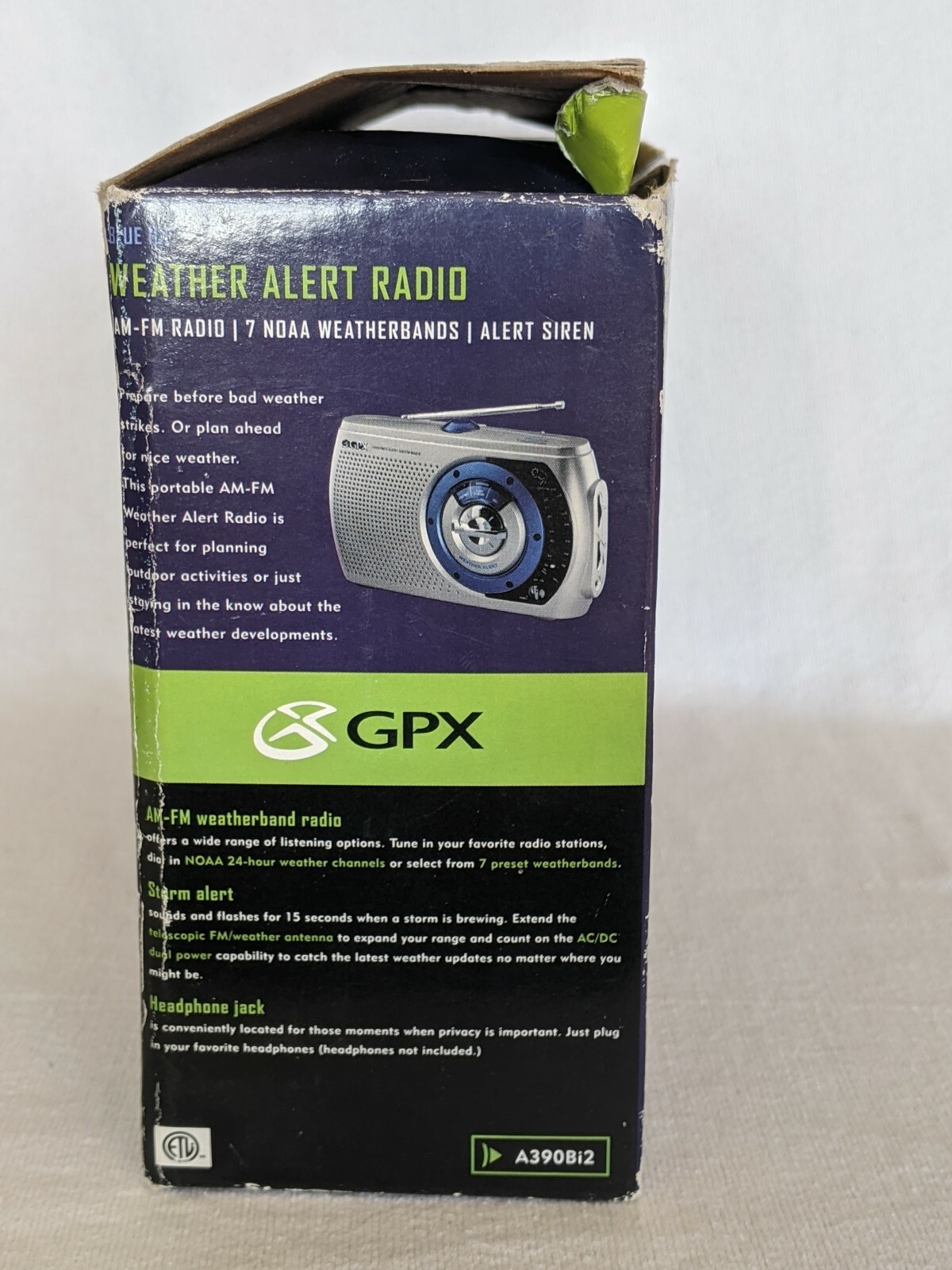 GPX A390 Weather Alert Radio! NOAA STORM ALERTS! Siren, Flashing Light! AM/FM