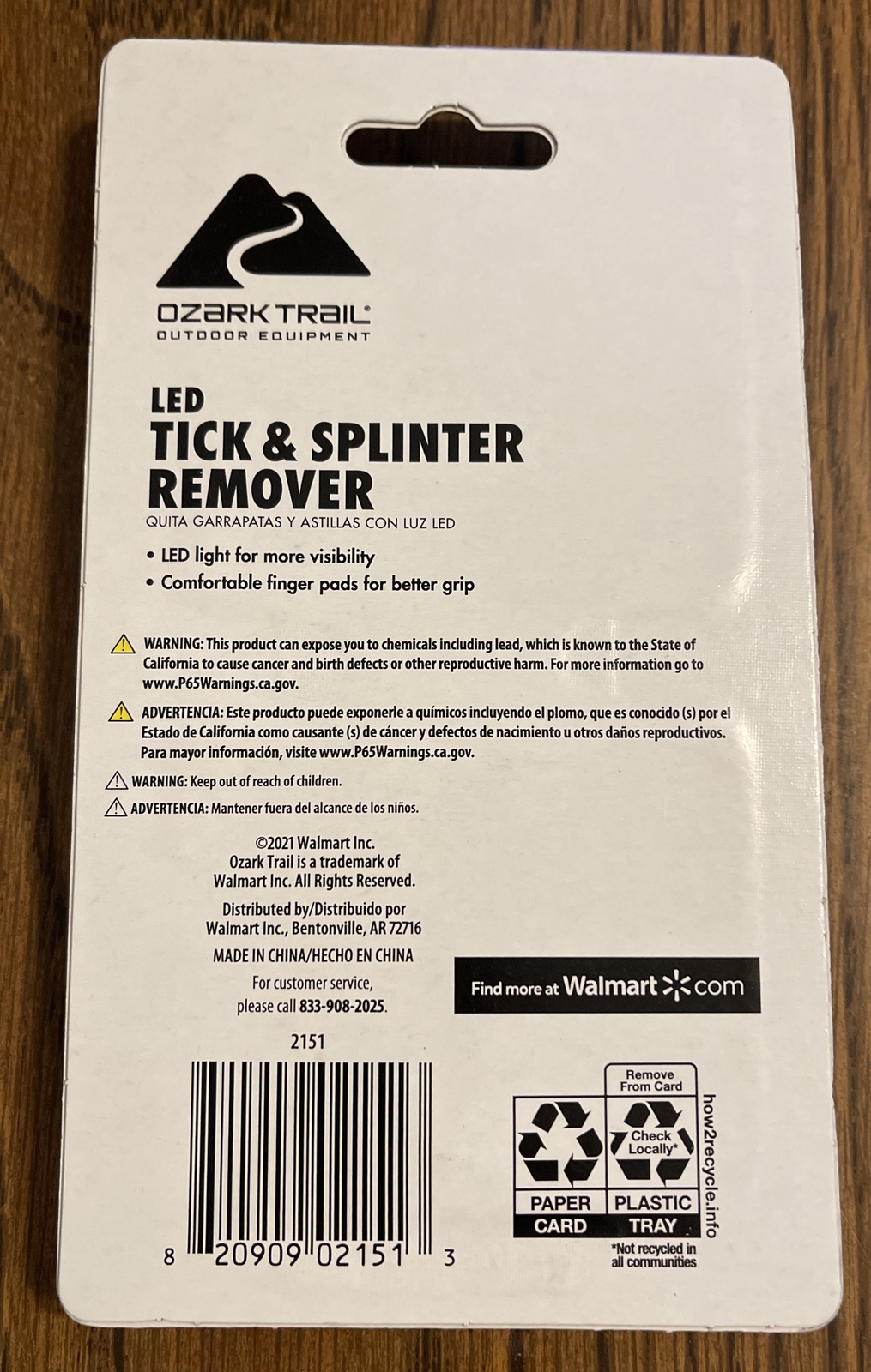 Ozark Trail Tick & Splinter Remover with LED Light (Batteries Included) NIP