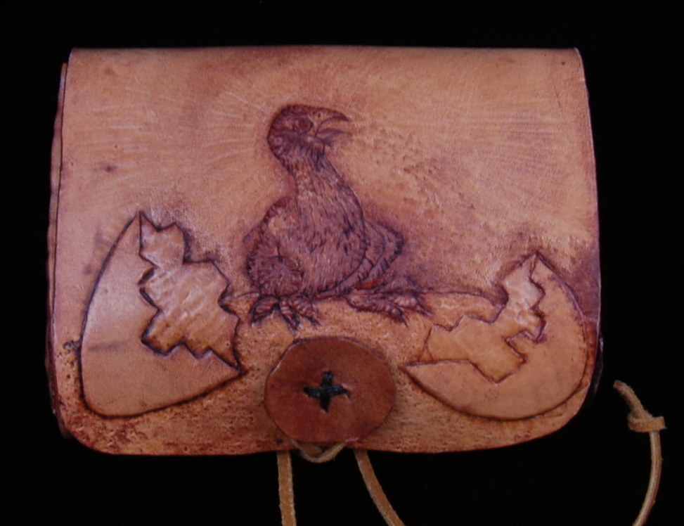 BUSHCRAFT LEATHER POUCH/BAG