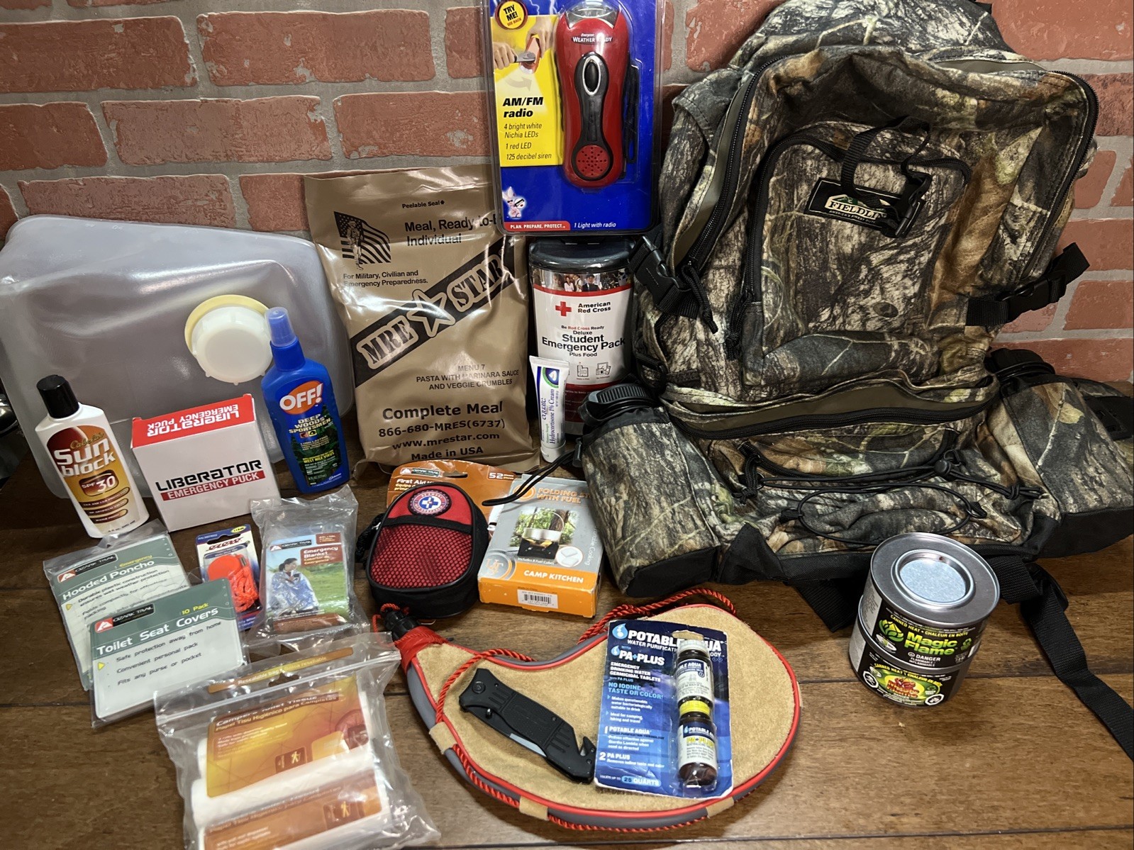 Emergency Survival Kit Camping Disaster EarthQuake Bug-Out Smith Wesson Knife