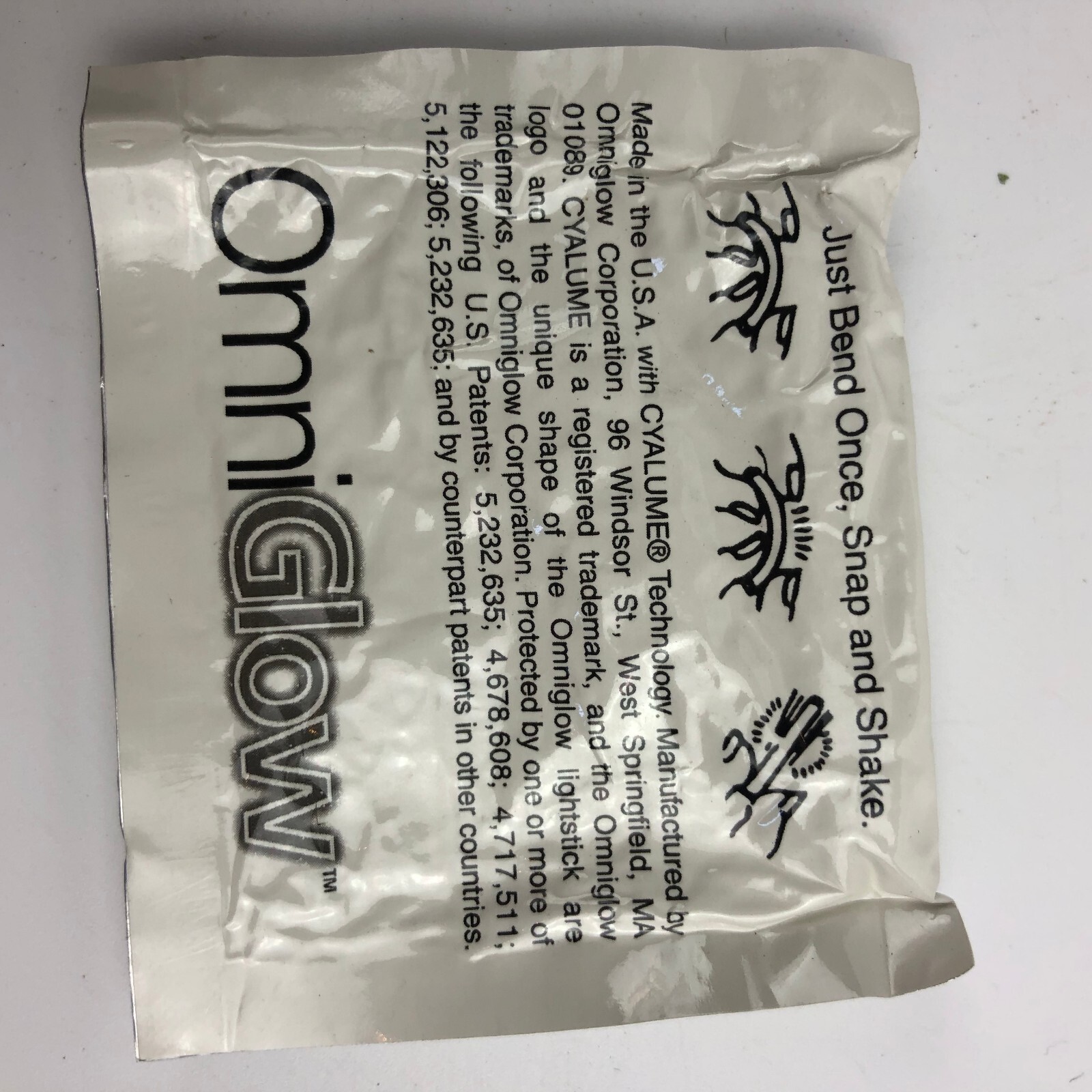 Omniglow 9-28690 Mini Yellow Easy Light Fish 1.5 inch 22-Pack Chemiluminescent