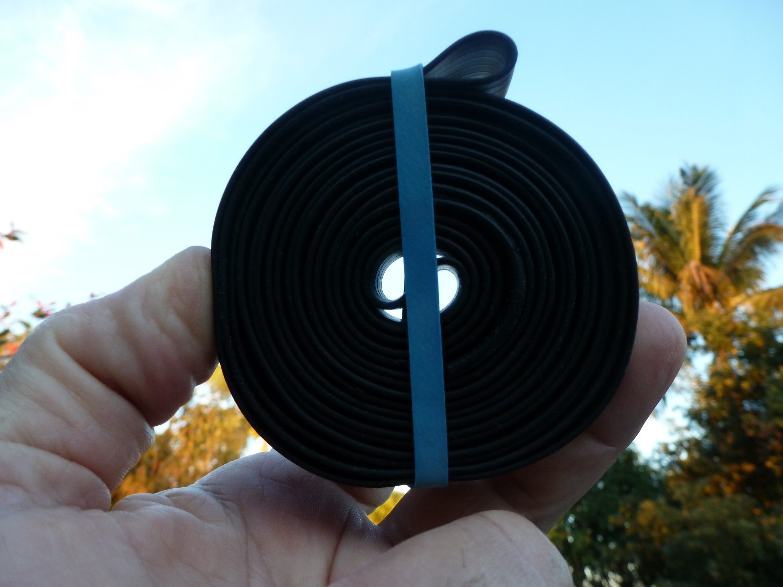 Giant Rubber Band 92″ X 3/4″ Secure Tarps Tents Camping Gear Survival Gear……