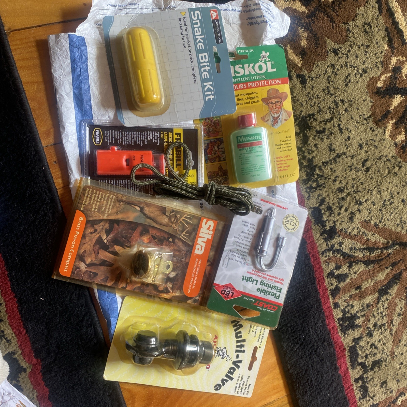 Lot Camping,Car,Hiking,compass, firestarter, snake bite mosquito Light CL7