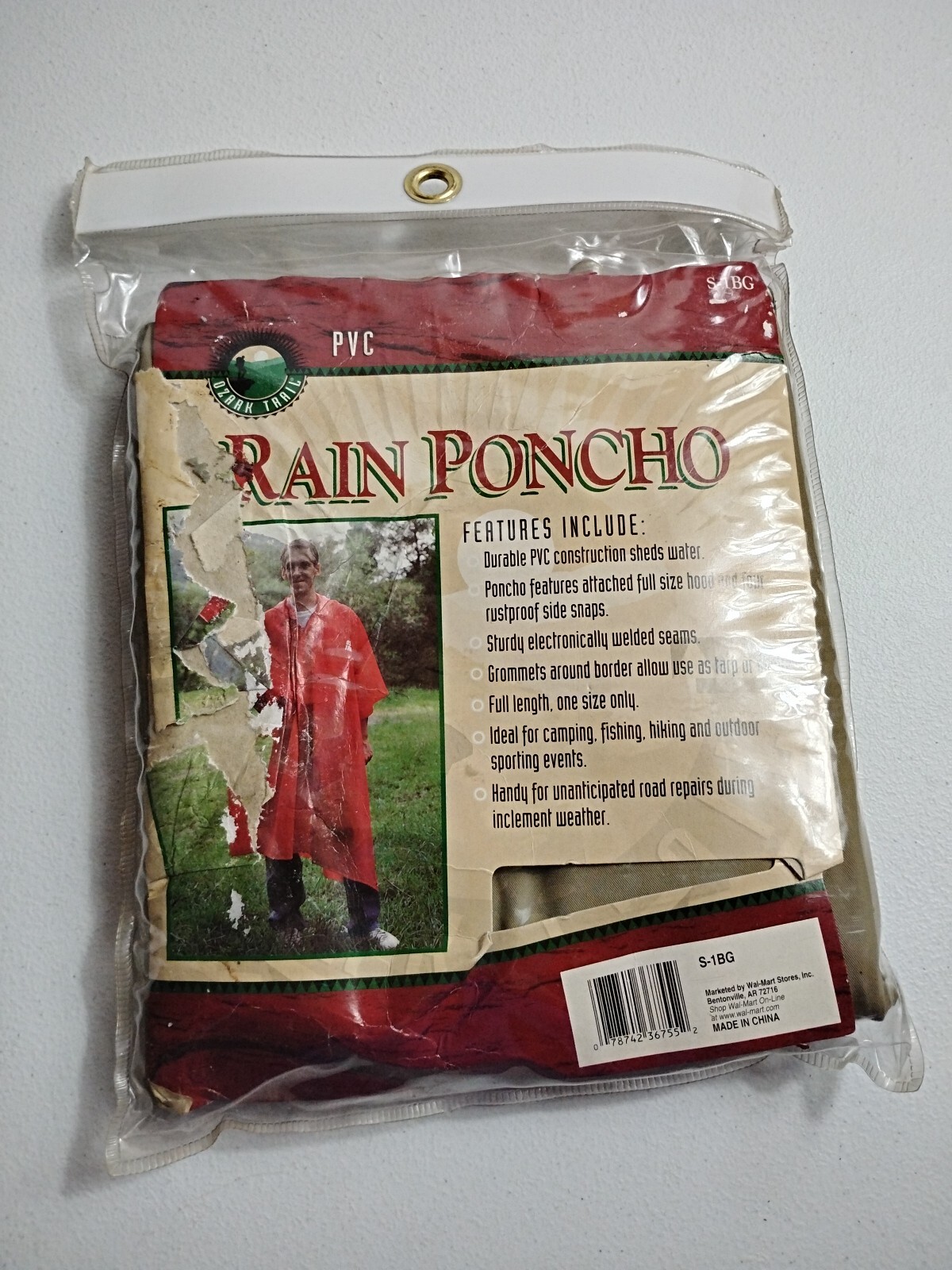 Ozark Trail 100% Waterproof Rainmaster Series Universal Adult Olive Poncho S-1BG