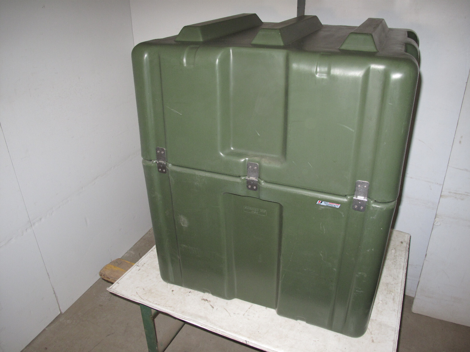 Hardigg Pelican 29x27x35 Hinged Single Lid Hard Case Printer Equipment Shipping