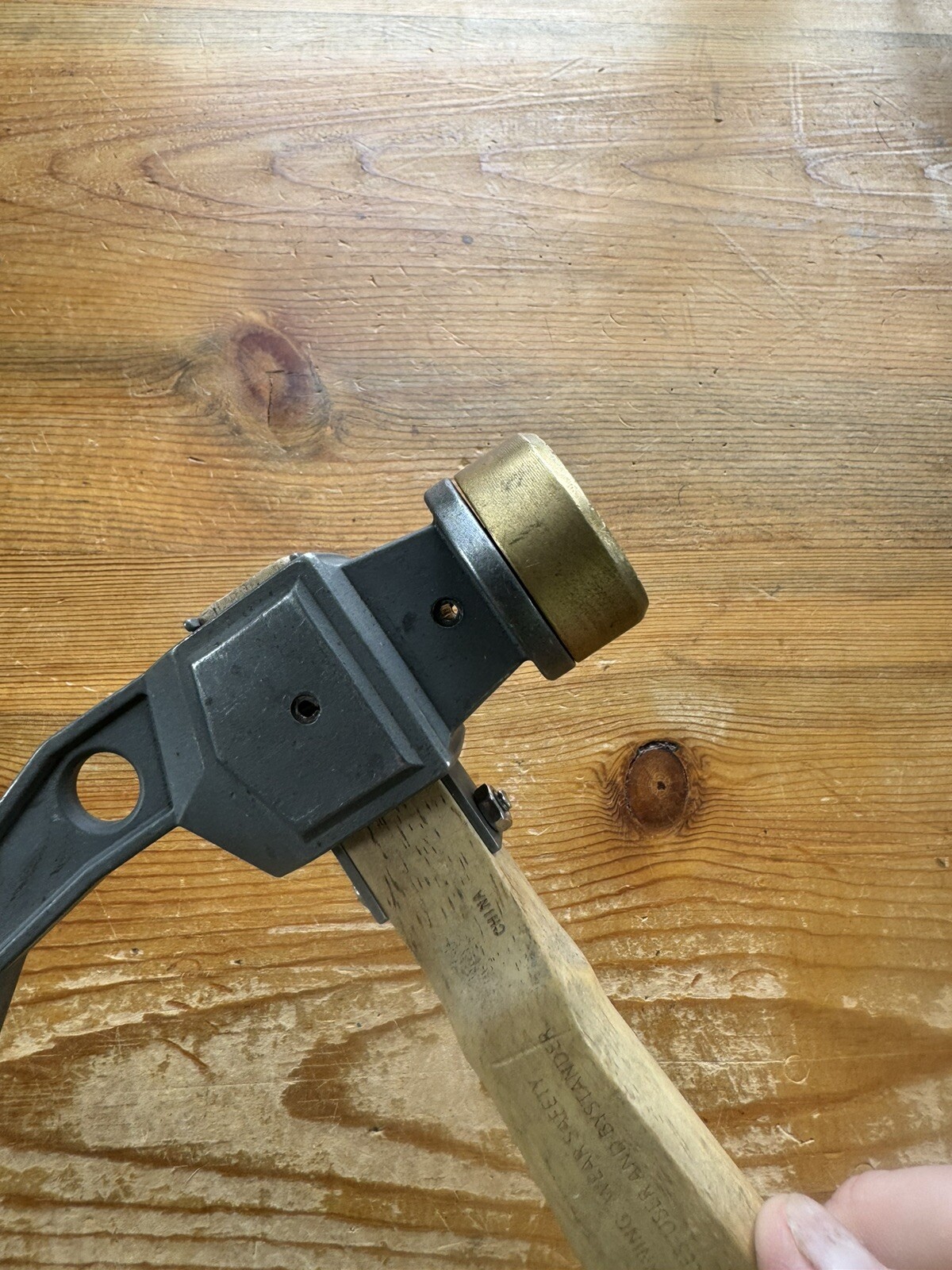 UST Ultimate Survival Heritage Camp Hammer