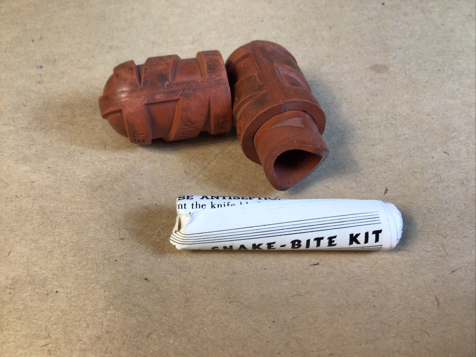 Vintage Cutter Company Compak Suction Survival Snake Bite Kit Pocket Size