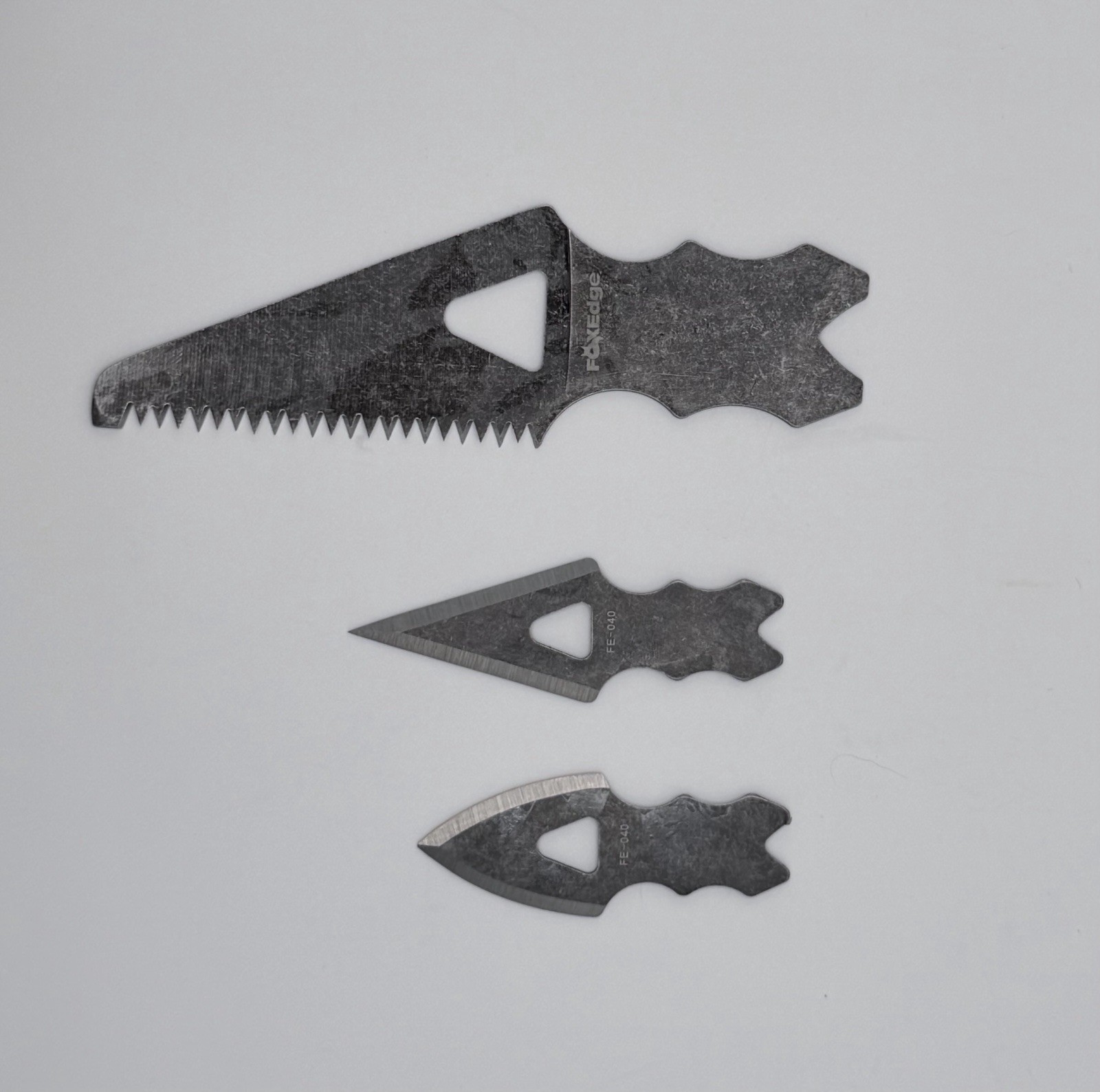 Fox Edge Arrowhead Set – With Saw And 2 Blades – To Be Affixed With Paracord