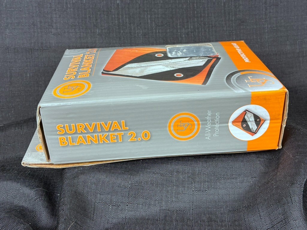 UST Survival Blanket 2.0 Lightweight Weather Protection 83″x59″