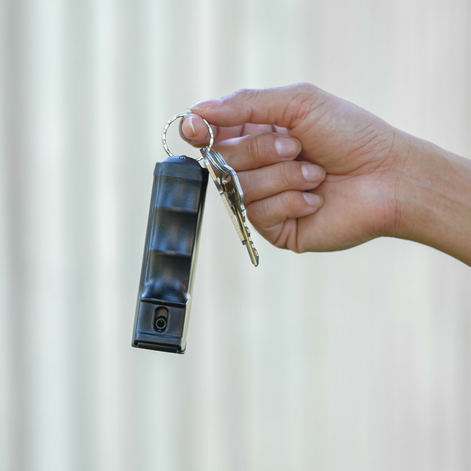 Police Magnum pepper spray .50oz black flip top keychain self defense protection