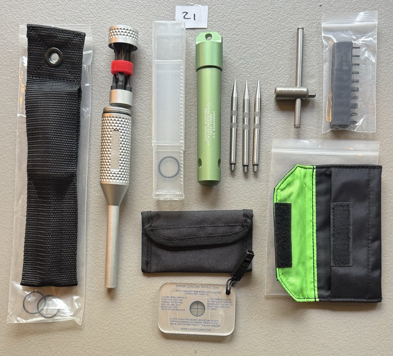 CountyComm Maratac Lot Aviation Screwdriver Titanium T Driver Grappling Hook EDC