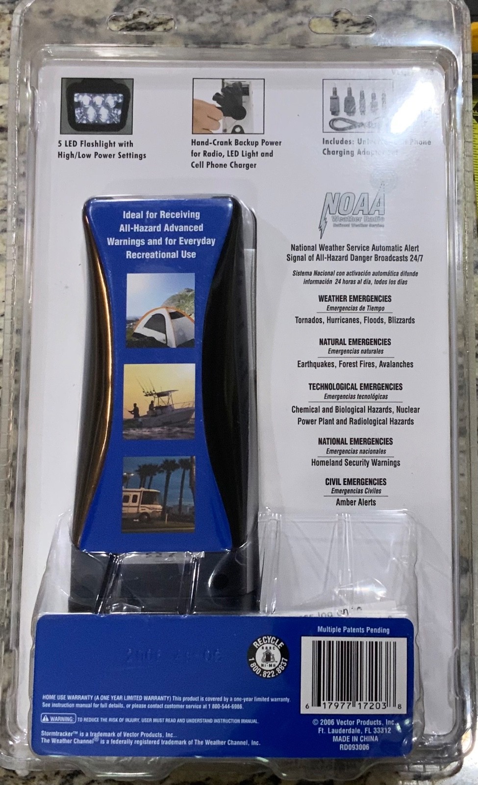 Storm tracker Vector VEC172WB Weather Alert Radio Flashlight Phone Charger New