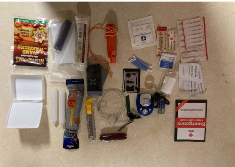 Mini Survival Kit Camping Car Bug Out Tactical Kit