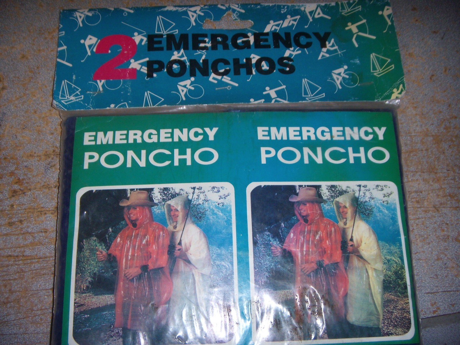2 EMERGENCY PONCHOS
