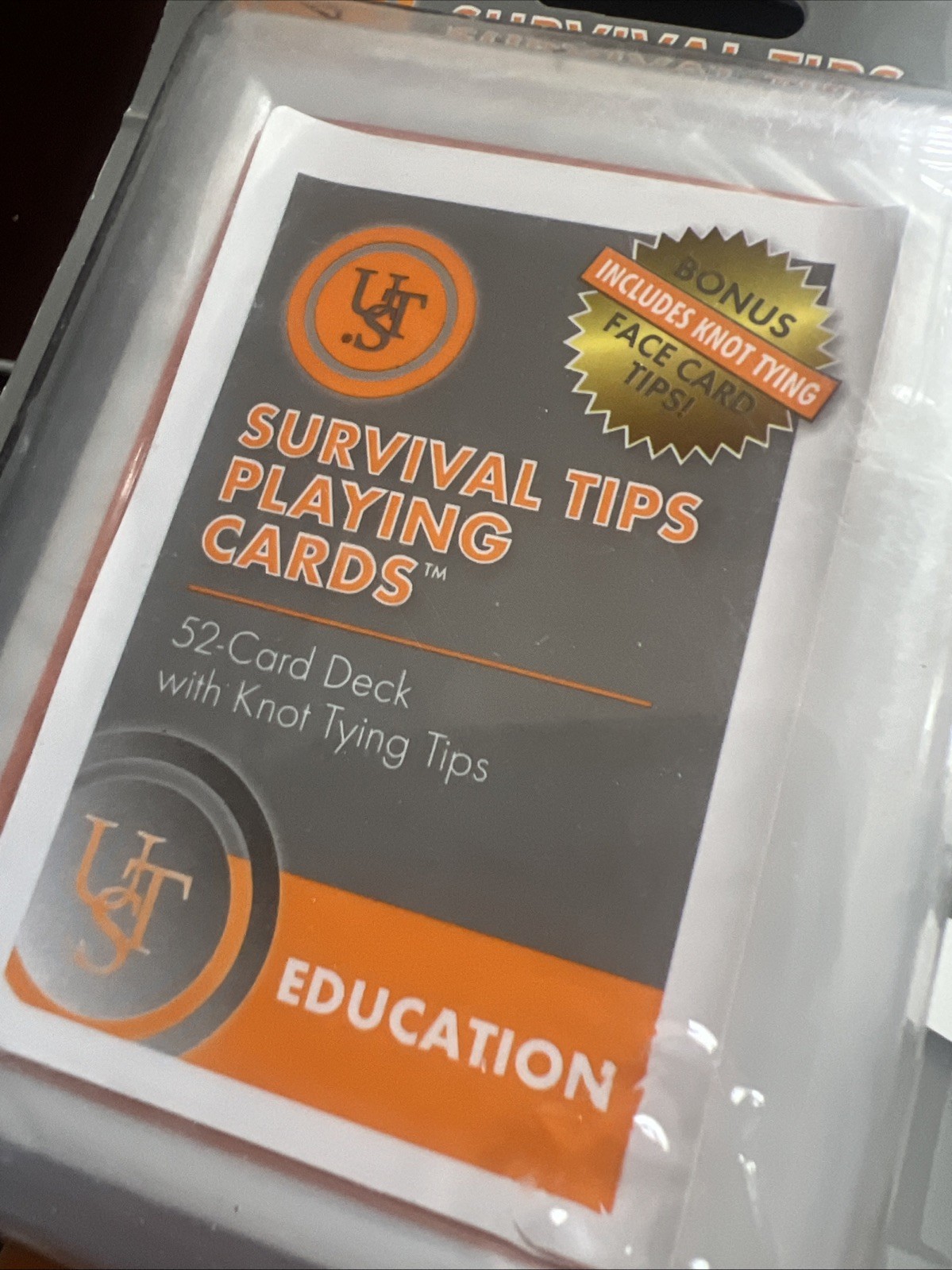 Playing Cards Survival Tips Ultimate Survival Gear PLASTIC CASE Prepping Prepper
