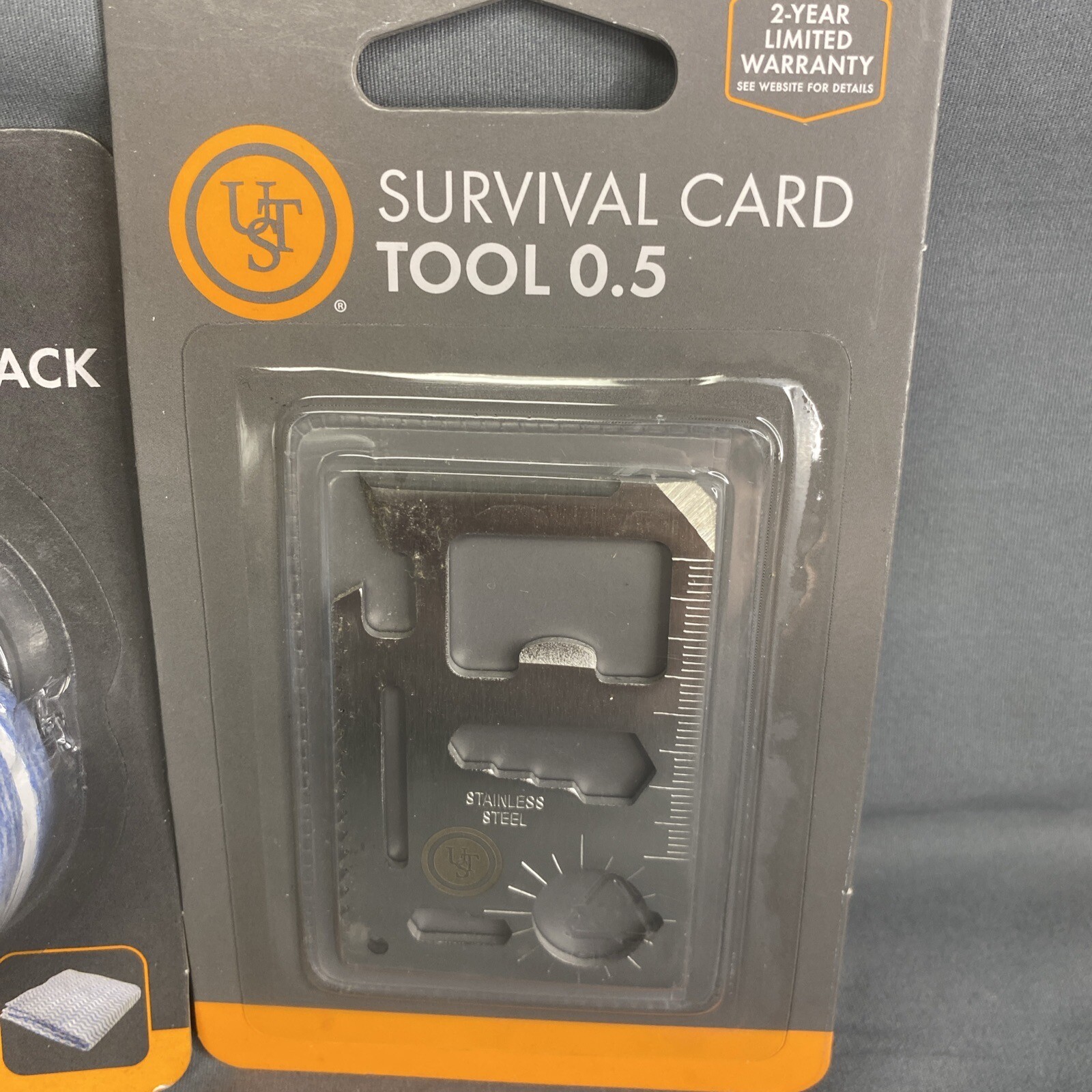 UST Survival Lot Card Towel (2-pack) & Folding Scissors