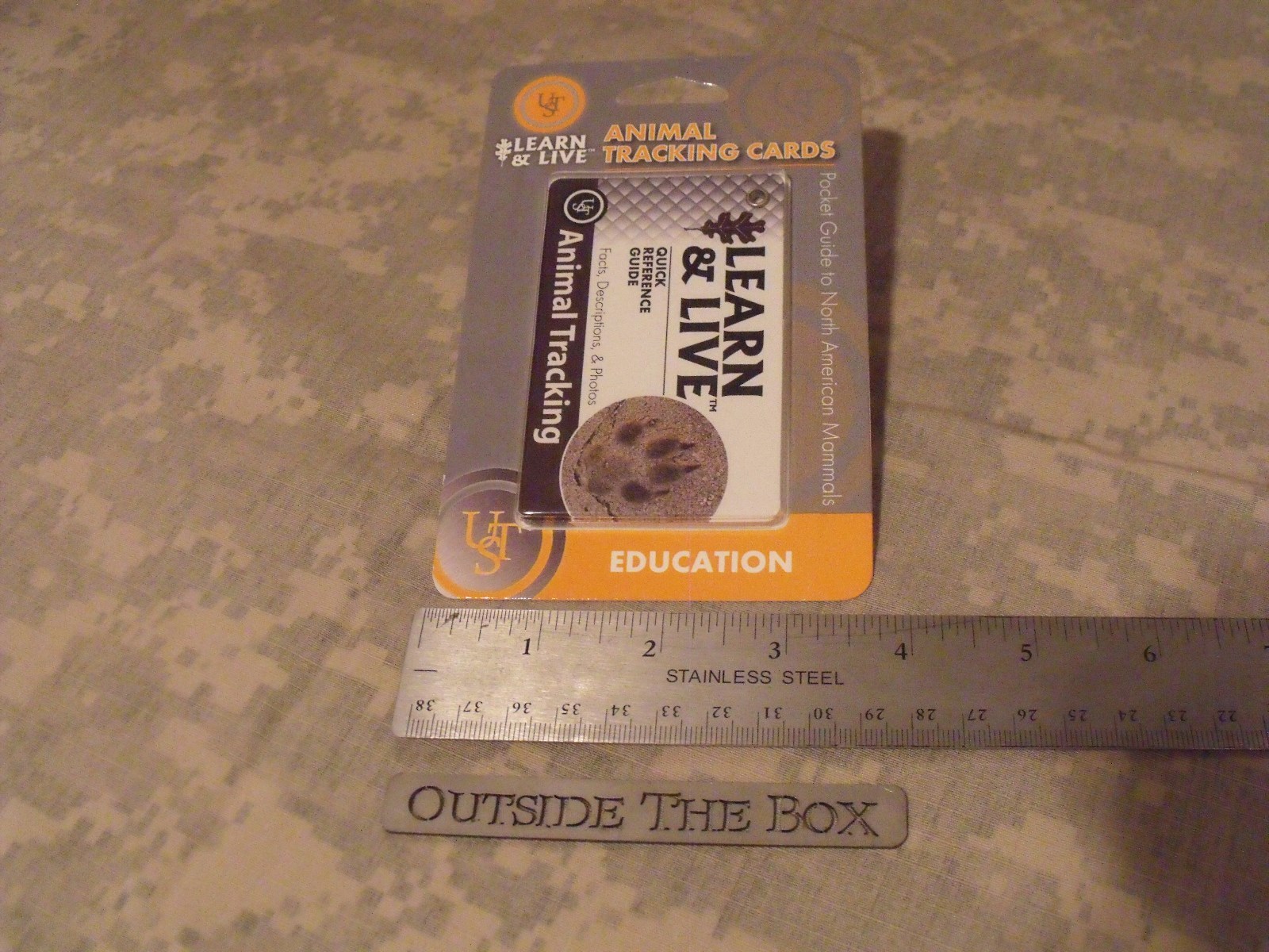 Ultimate Survival Technologies: Animal Tracking Cards, UST, 7 Cards